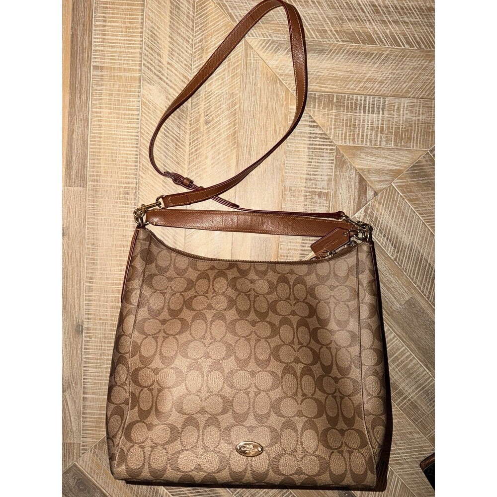 Coach 34910 Signature Celeste Hobo Crossbody Shoulder Handbag Purse (u110